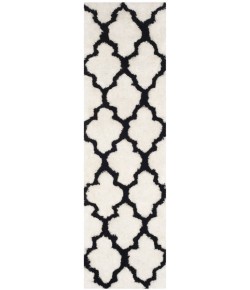 Safavieh Barcelona Shag BSG319 Ivory / Black 2'-3" X 8' Runner Area Rug