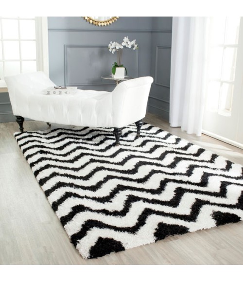 Safavieh Barcelona Shag BSG320 Ivory / Black 8' X 10' Rectangle Area Rug