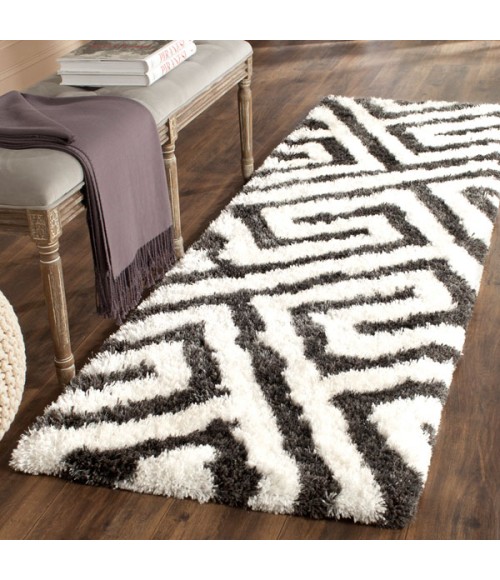 Safavieh Barcelona Shag BSG323 Graphite / Ivory 2'-3" X 7' Runner Area Rug