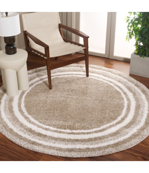 Safavieh Border & Stripe Shag BSP251 Beige / Ivory 6'-7" X 6'-7" Round Area Rug