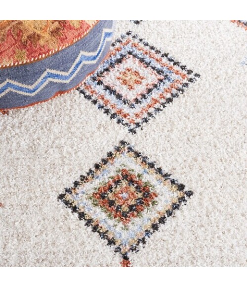 Safavieh Chapel Ivory / Black CHP402 2 ft. 2 in. X 8 ft. Runner Rug