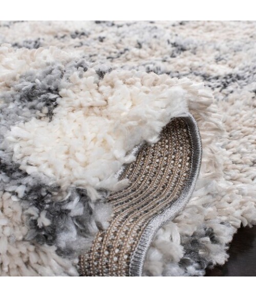 Safavieh Fontana Shag Ivory / Grey Rug FNT851 3 ft. X 3 ft. Round - Rugs Town Safavieh Fontana Shag Ivory / Grey FNT851 3 ft. X 3 ft. Round Rug