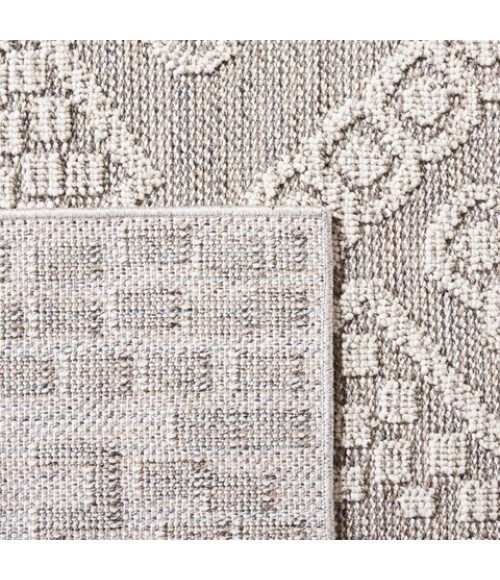 Safavieh Global Grey / Ivory GLB202 4 ft. X 6 ft. Rectangle Rug