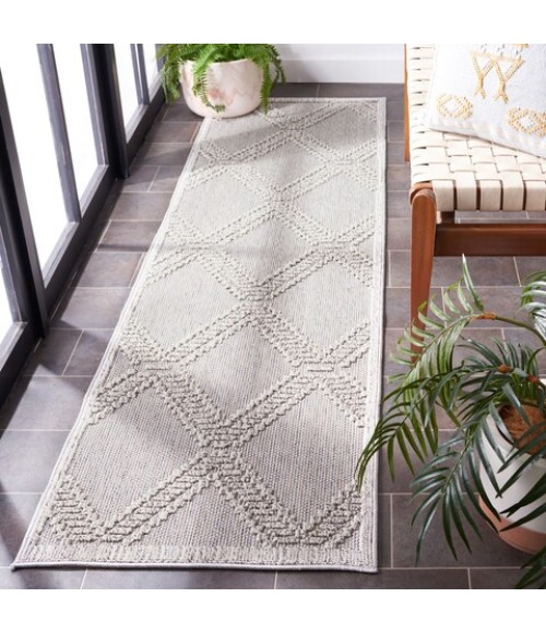Safavieh Global Grey / Light Grey Rug GLB226 2 ft. 2 in. X 6 ft. Runner - Rugs Town Safavieh Global Grey / Light Grey GLB226 2 ft. 2 in. X 6 ft. Runner Rug