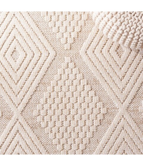 Safavieh Global Beige / Ivory Rug GLB410 5 ft. 3 in. X 7 ft. 6 in. Rectangle - Rugs Town Safavieh Global Beige / Ivory GLB410 5 ft. 3 in. X 7 ft. 6 in. Rectangle Rug