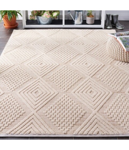 Safavieh Global Beige / Ivory Rug GLB410 5 ft. 3 in. X 7 ft. 6 in. Rectangle - Rugs Town Safavieh Global Beige / Ivory GLB410 5 ft. 3 in. X 7 ft. 6 in. Rectangle Rug