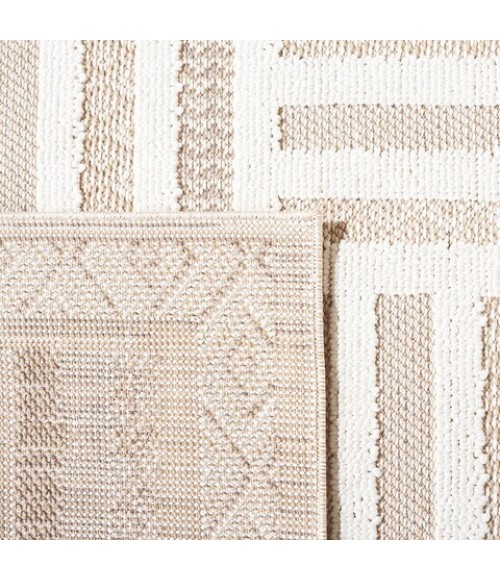 Safavieh Global Ivory / Beige GLB418 5 ft. 3 in. X 7 ft. 6 in. Rectangle Rug