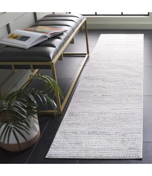 Safavieh Hanna Grey Ivory / Dark Grey HAN108 2 ft. X 8 ft. Runner Rug