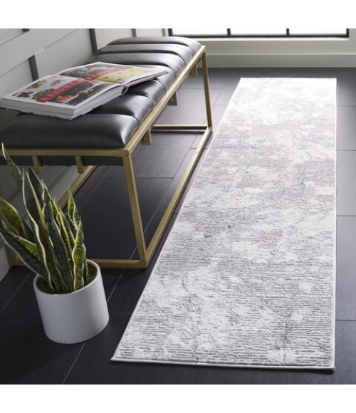 Safavieh Hanna Beige / Ivory Grey HAN112 2 ft. X 8 ft. Runner Rug