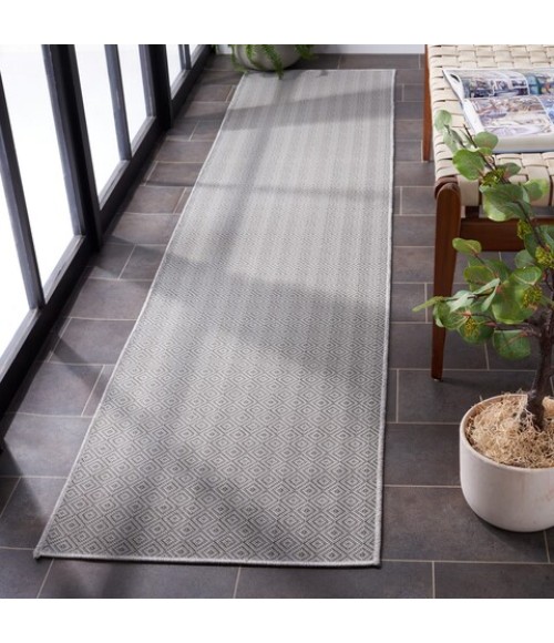 Safavieh Hampton Grey HTN230 2 ft. X 9 ft. Runner Rug