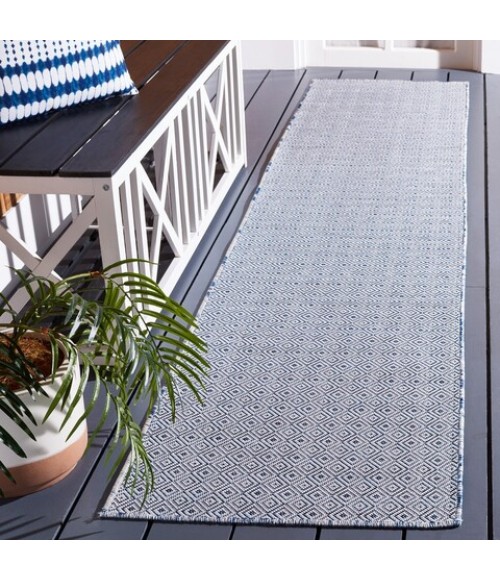 Safavieh Hampton Navy / Ivory HTN230 2 ft. X 9 ft. Runner Rug