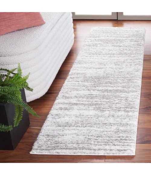 Safavieh Jasmine Shag Ivory / Grey JSM100 2 ft. X 8 ft. Runner Rug