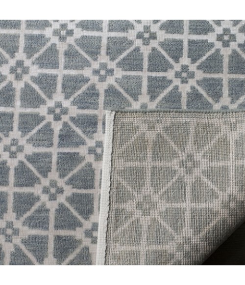 Safavieh Kensington Blue KNS920 6 ft. X 9 ft. Rectangle Rug