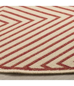 Safavieh Linden  Red / Creme LND123 6 ft. 7 in. X 6 ft. 7 in. Round Rug