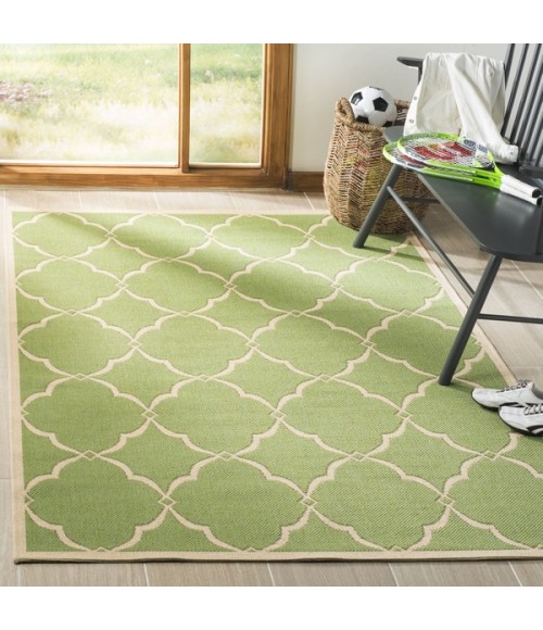 Safavieh Linden  Olive / Cream LND125 4 ft. X 6 ft. Rectangle Rug