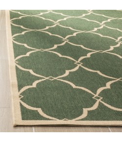 Safavieh Linden  Green / Creme LND125 4 ft. X 6 ft. Rectangle Rug
