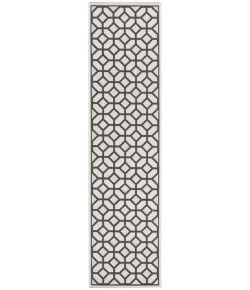 Safavieh Linden  Light Grey / Charcoal LND127 2 ft. 2 in. X 8 ft. Runner Rug
