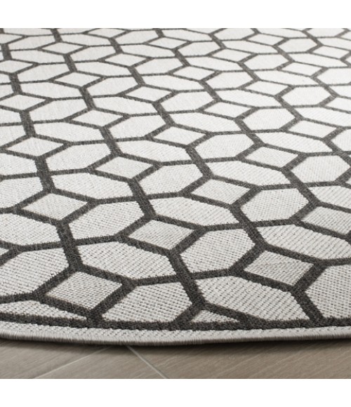 Safavieh Linden  Light Grey / Charcoal LND127 6 ft. 7 in. X 6 ft. 7 in. Round Rug