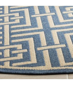 Safavieh Linden  Blue / Creme LND128 6 ft. 7 in. X 6 ft. 7 in. Round Rug