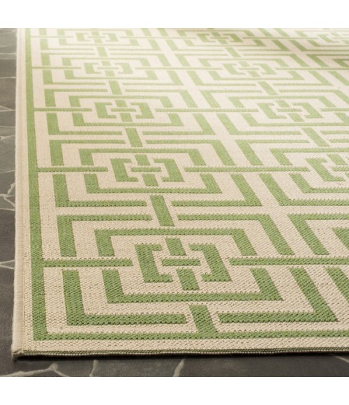 Safavieh Linden  Cream / Olive LND128 5 ft. 3 in. X 7 ft. 6 in. Rectangle Rug