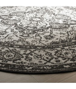 Safavieh Linden  Light Grey / Charcoal LND137 8 ft. X 8 ft. Round Rug