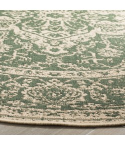 Safavieh Linden  Green / Creme LND137 8 ft. X 8 ft. Round Rug