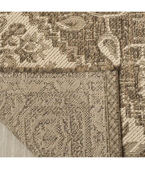 Safavieh Linden  Cream / Beige LND138 8 ft. X 8 ft. Square Rug