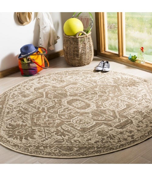 Safavieh Linden  Beige / Cream LND138 6 ft. 7 in. X 6 ft. 7 in. Round Rug