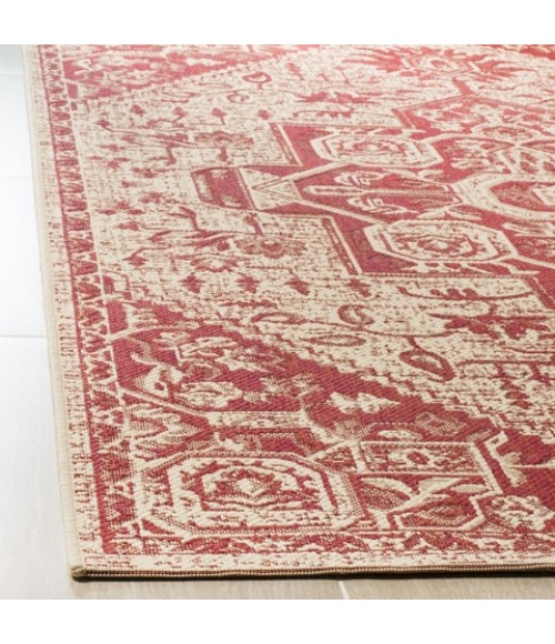 Safavieh Linden  Red / Creme LND138 8 ft. X 10 ft. Rectangle Rug