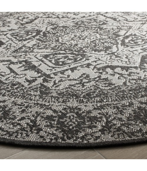 Safavieh Linden  Light Grey / Charcoal LND139 6 ft. 7 in. X 6 ft. 7 in. Round Rug
