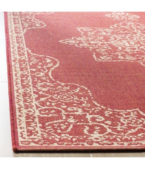 Safavieh Linden  Red / Creme LND180 2 ft. 2 in. X 8 ft. Runner Rug