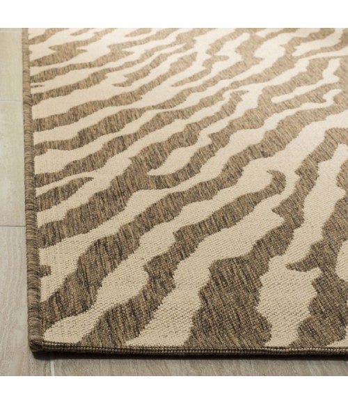 Safavieh Linden  Cream / Beige LND182 2 ft. 2 in. X 8 ft. Runner Rug