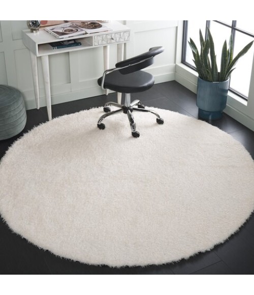 Safavieh Lindsay Shag Ivory LNS560 5 ft. 3 in. X 7 ft. 6 in. Rectangle Rug