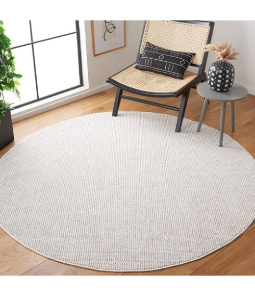 Safavieh Lotus White LOT106 6 ft. 7 in. X 6 ft. 7 in. Round Rug