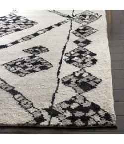 Safavieh Moroccan Ivory / Black MOR553 9 ft. X 12 ft. Rectangle Rug