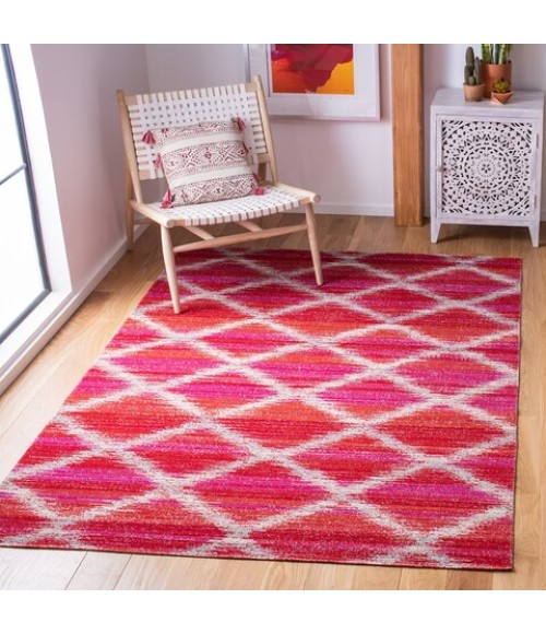 Safavieh Montage  Fuchsia / Ivory MTG261 6 ft. X 9 ft. Rectangle Rug