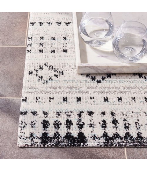 Safavieh Montage  Grey / Ivory MTG291 8 ft. X 10 ft. Rectangle Rug