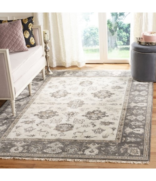 Safavieh Oushak Ivory / Charcoal OSH235 8 ft. X 10 ft. Rectangle Rug