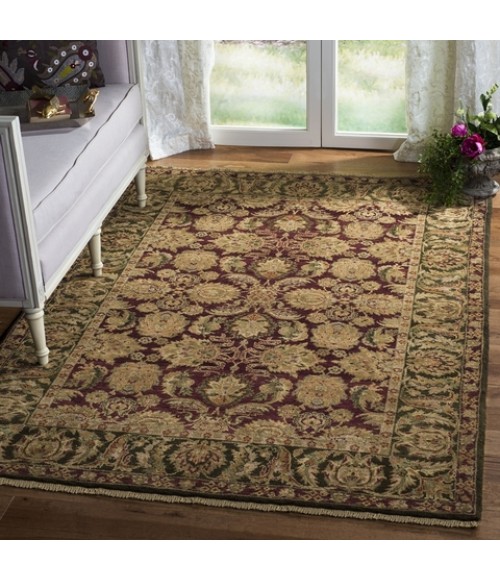 Safavieh Old World Burgundy / Green OW115 4 ft. X 6 ft. Rectangle Rug