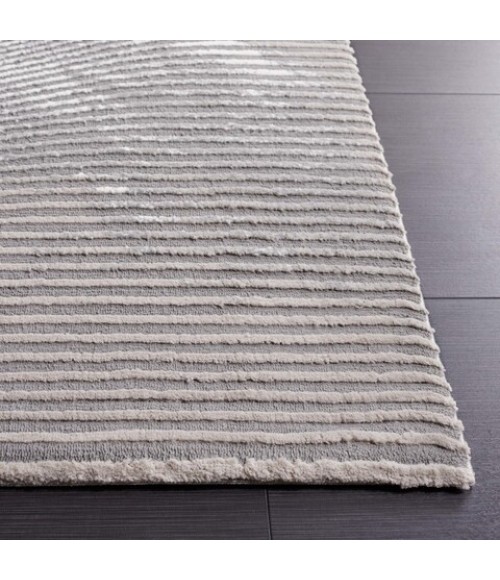 Safavieh Revive Grey REV112 5 ft. 3 in. X 7 ft. 7 in. Rectangle Rug