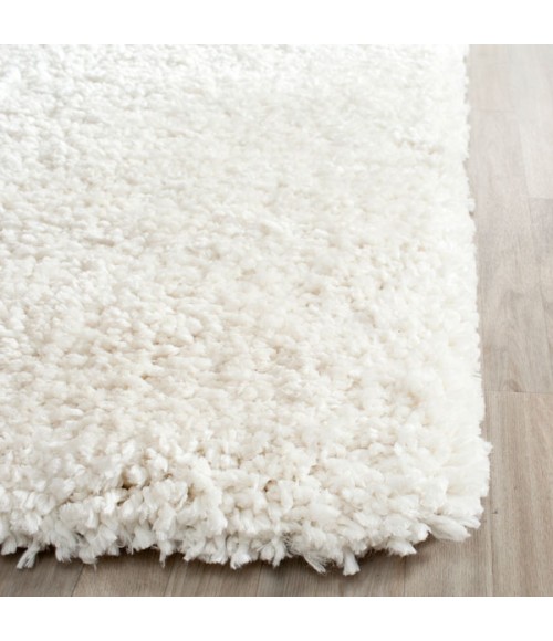 Safavieh Shag Ivory SG267 2 ft. 3 in. X 9 ft. Runner Rug
