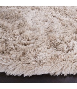 Safavieh Arctic Shag SG270 Light Beige 5' X 5' Round Area Rug