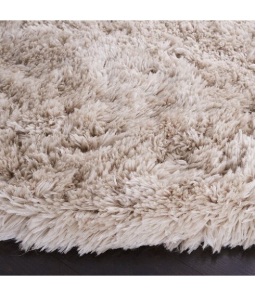 Safavieh Arctic Shag SG270 Light Beige 5' X 5' Round Area Rug