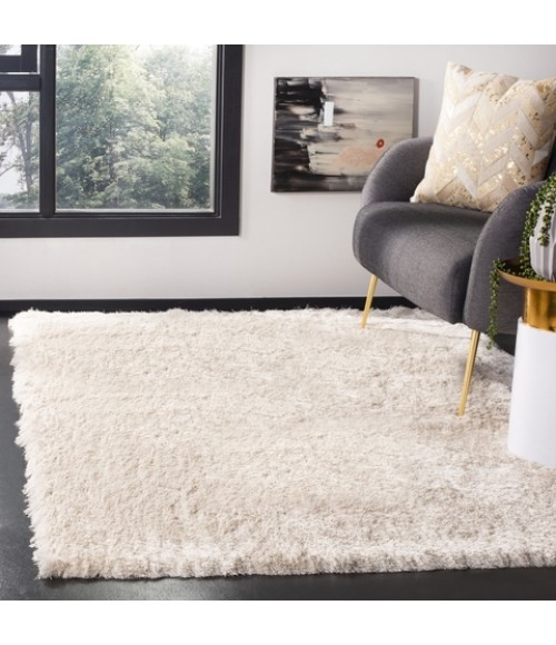 Safavieh Shag Ivory SG511 5 ft. X 5 ft. Square Rug