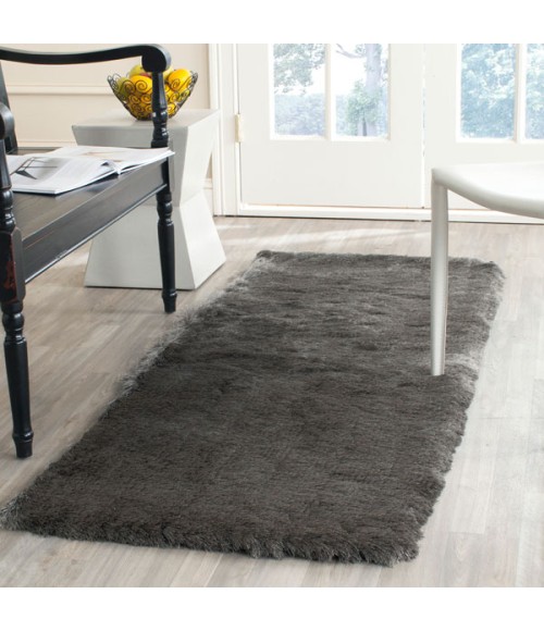 Safavieh Shag Titanium SG511 2 ft. 3 in. X 6 ft. Runner Rug
