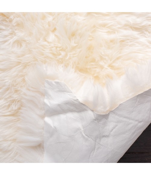 Safavieh Sheep Skin White SHS121 3 ft. X 5 ft. Rectangle Rug