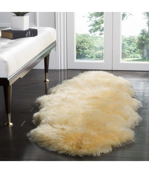 Safavieh Sheep Skin Champagne SHS121 2 ft. X 6 ft. Runner Rug