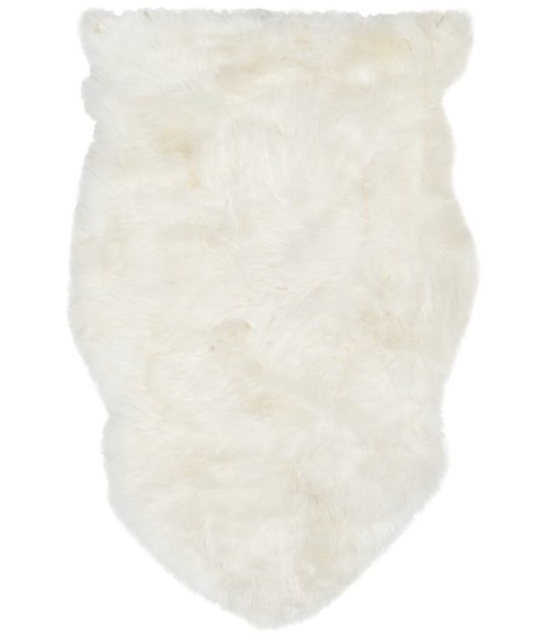 Safavieh Sheep Skin Natural / White Rug SHS211 2 ft. X 3 ft. Accent - Rugs Town Safavieh Sheep Skin Natural / White SHS211 2 ft. X 3 ft. Accent Rug