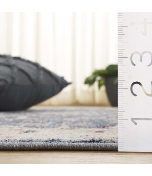 Safavieh Vivaldi Blue / Ivory VIV516 6 ft. 7 in. X 6 ft. 7 in. Round Rug
