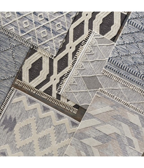 Surya Azilal AZI-2304 Area Rug